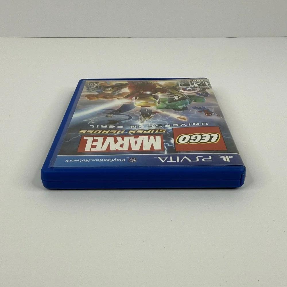 LEGO Marvel Super Heroes - Universe in Peril (Sony PlayStation Vita, 2013)